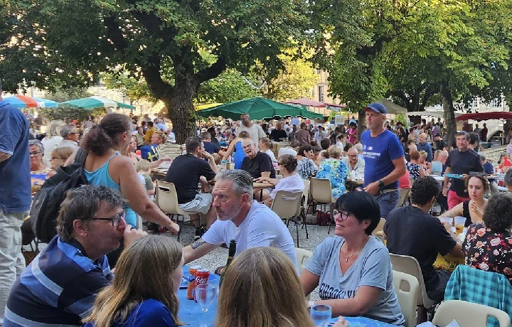 Monflanquin Avondmarkt Donderdag